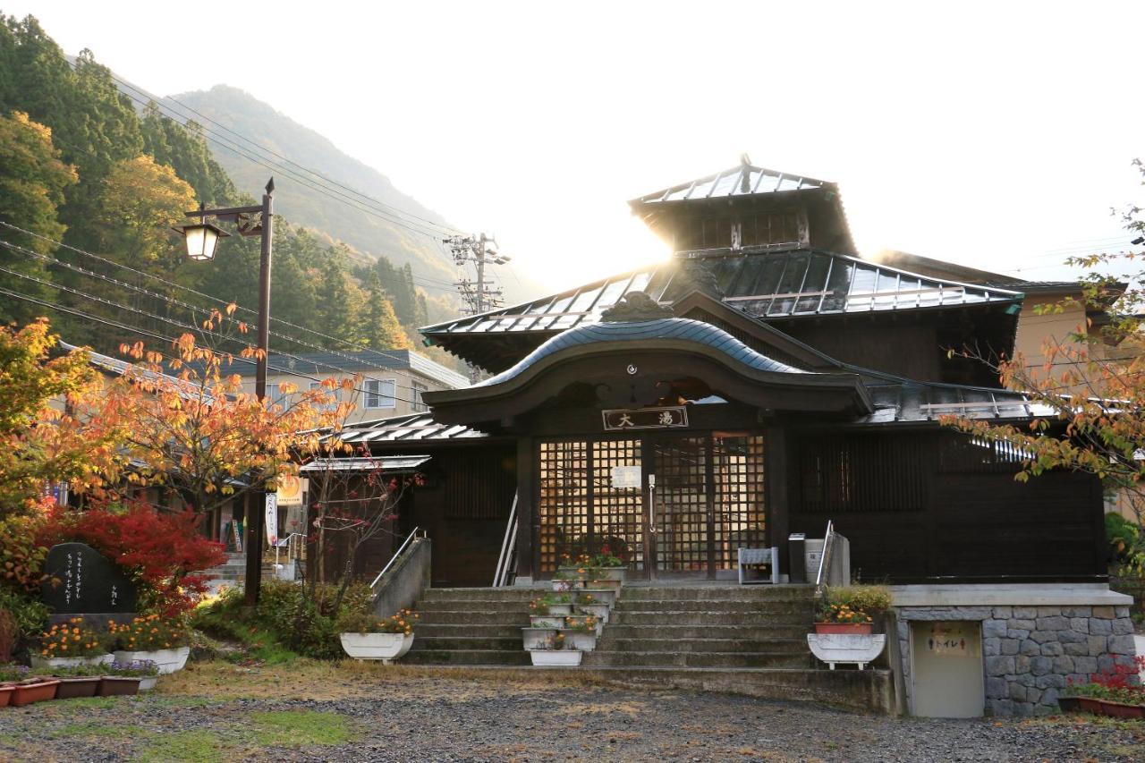 Hotel Fujiiso (Adults Only) Takayama  Zewnętrze zdjęcie